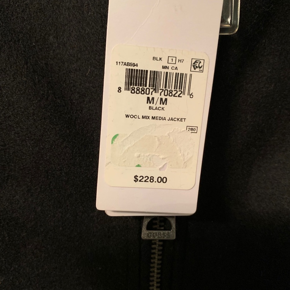 New Guess Jacket - Picture 5 of 6